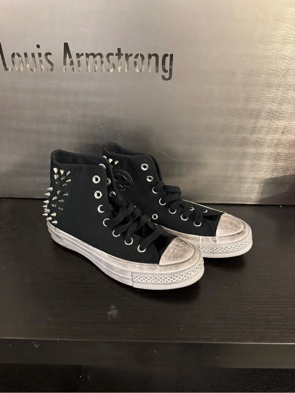 Converse high top